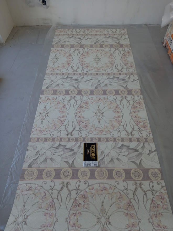 Подготовка к поклейке обоев