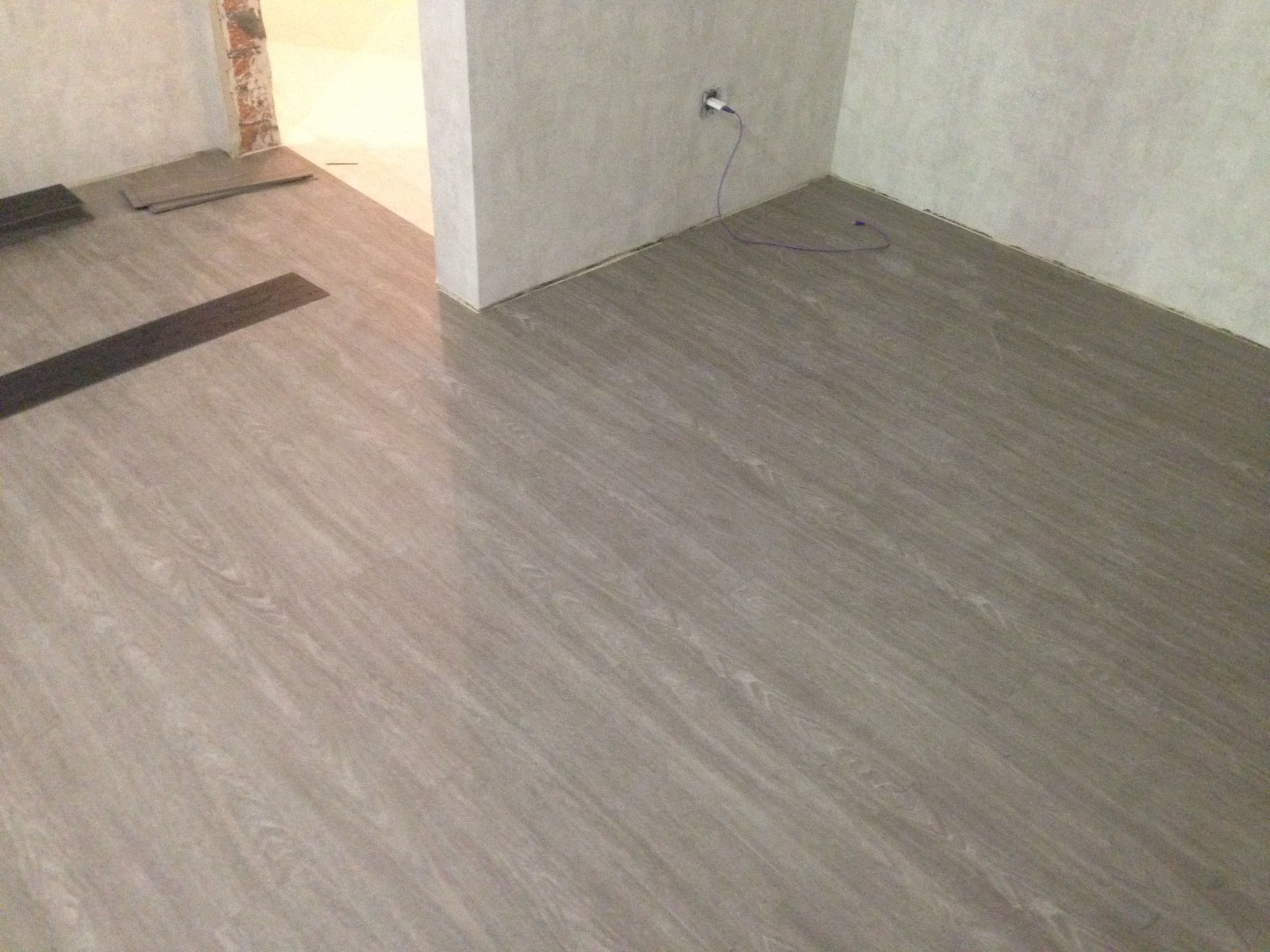 Укладка ламината на пол